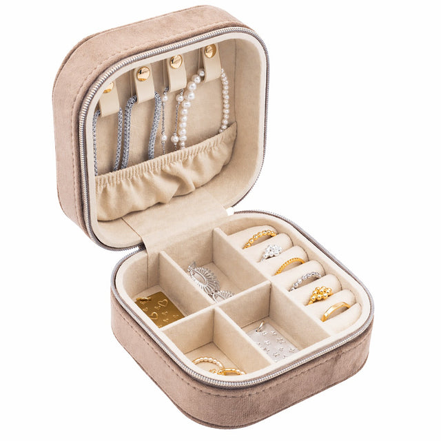 Smyckeskrin i sammet