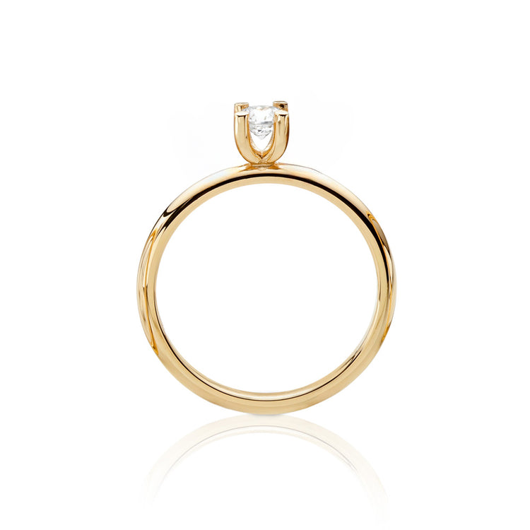Diamantring i 18k. guld. Solitärring till vigsel eller förlovning. 