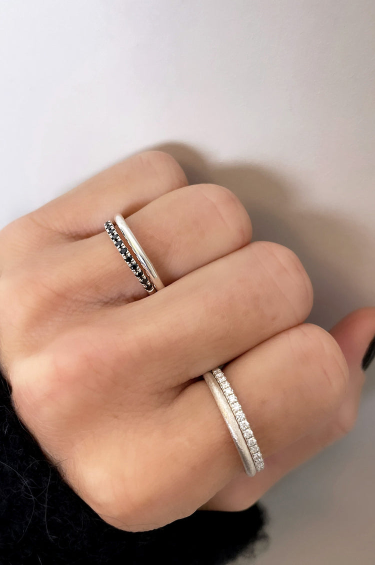 Eternity Black Diamond silver ring, 0.27 ct