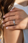 Set med vigselring och förlovningsring till dam. Silverringar med diamanter. Alliansring + Solitärring med 0,5 ct. diamant