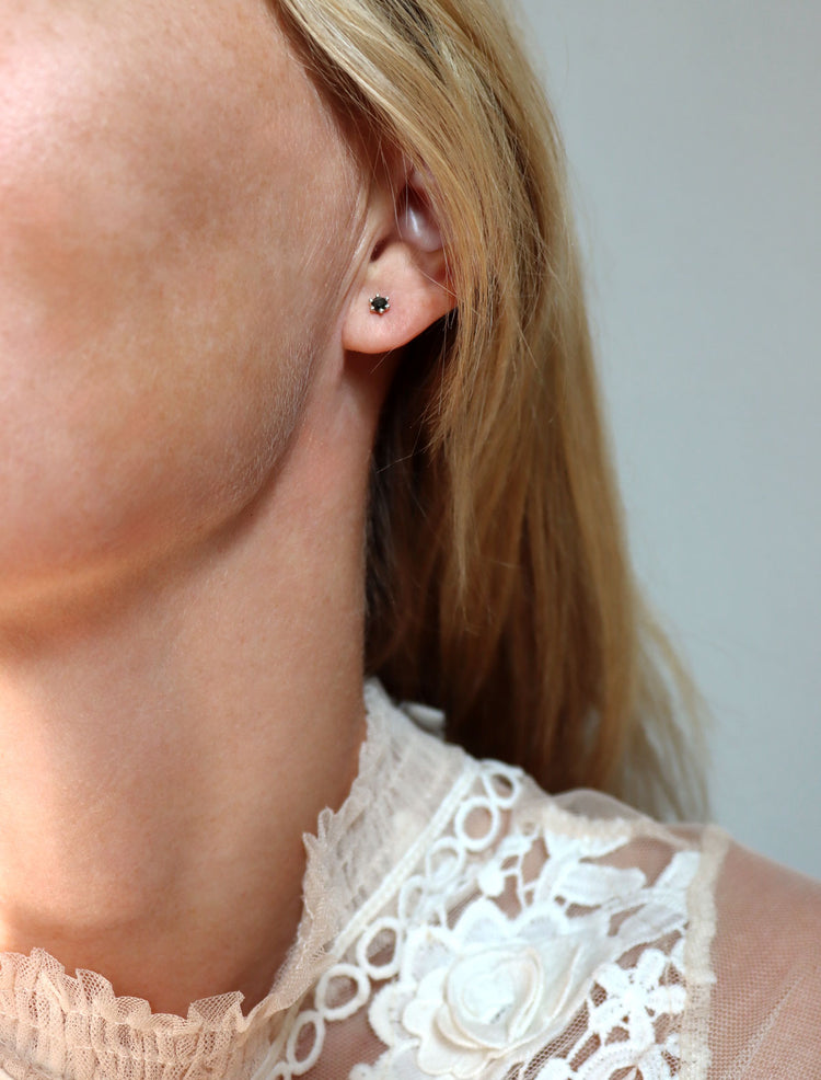 JULIE Diamond earrings, black diamonds