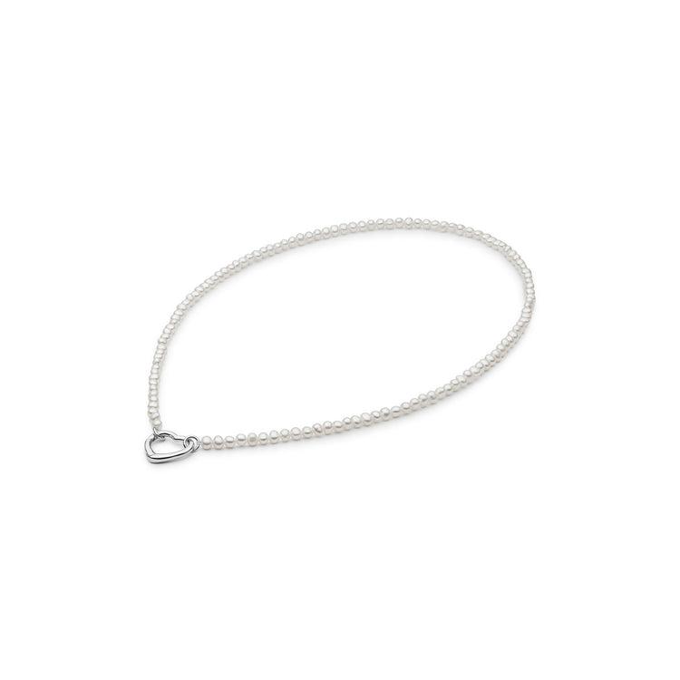 Pärlhalsband med hjärtformat lås i äkta silver