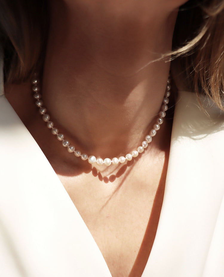 Pearl necklace, Baroque pearls, medium