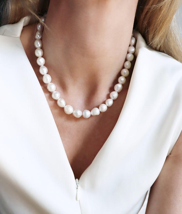 Pearl Necklace Baroque Pearls, Large