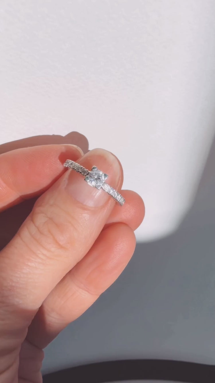 Monet Verlobungs- oder Ehering, Seitensteinring 0,53 ct Diamanten