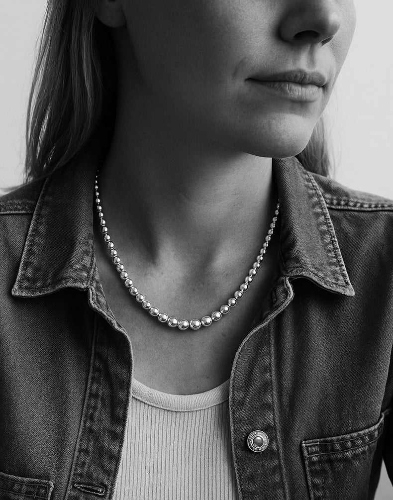 Silberne Perlenkette, Silber