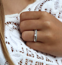 Julie Verlobungsring – Solitärring mit 0,10 ct Brillant